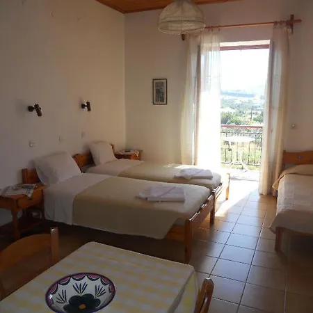 Evanthia Toroz Rooms & Studios Mithymna Room photo