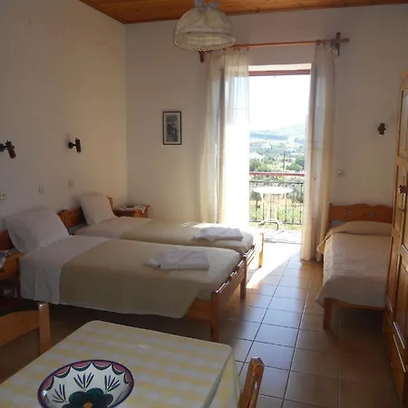 Evanthia Toroz Rooms & Studios Mithymna Room photo